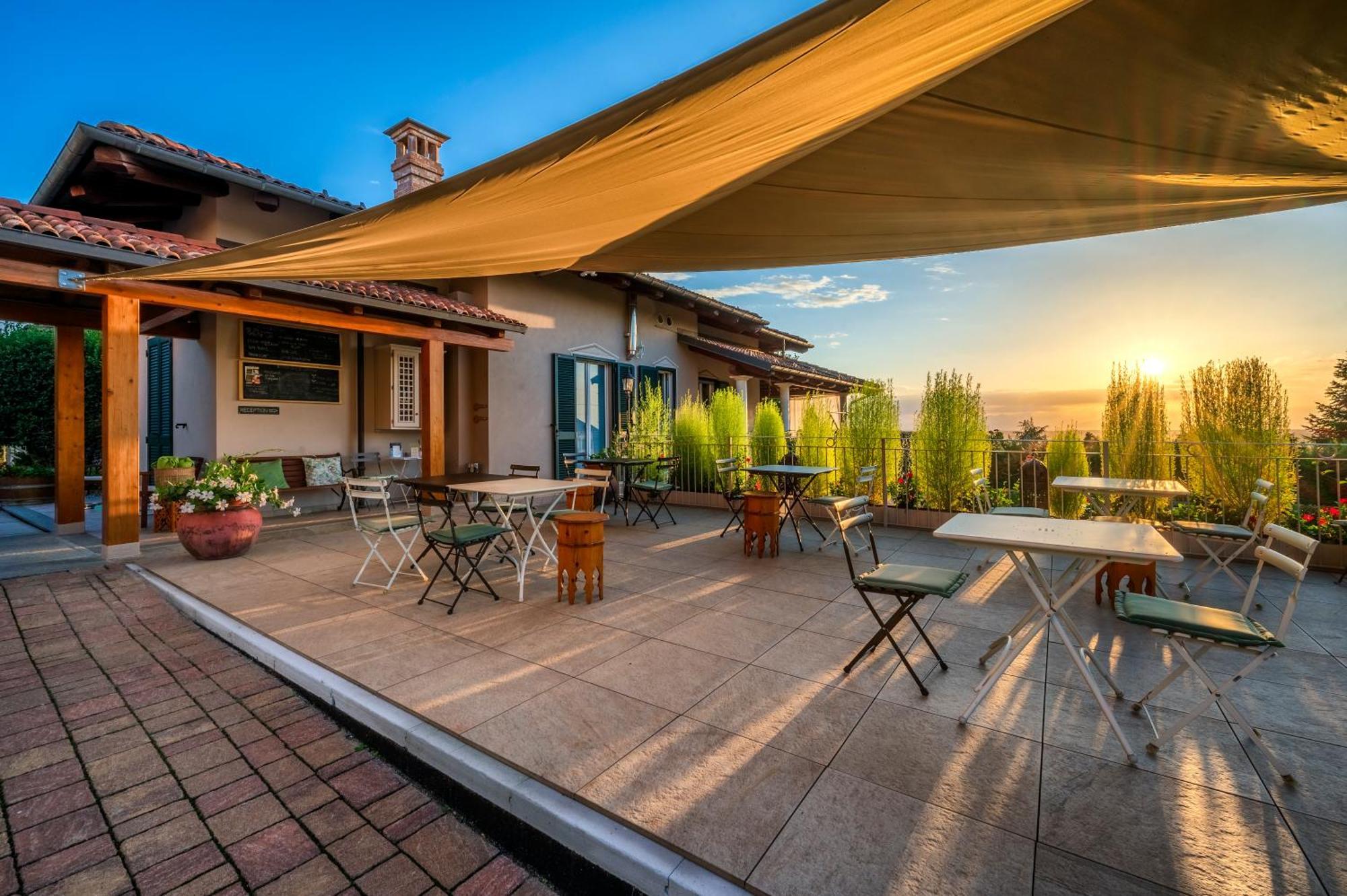 La Rosa Gialla Bio Apartments & Rooms Barolo Εξωτερικό φωτογραφία