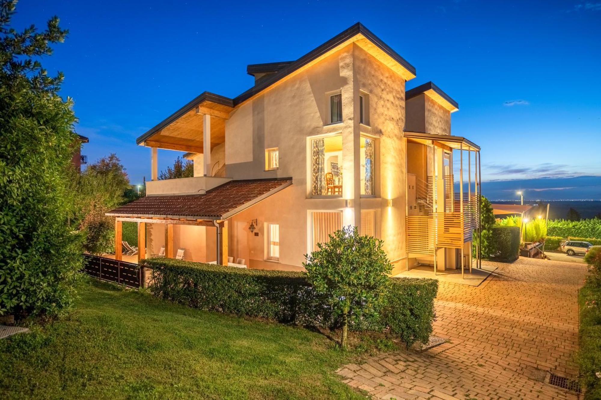 La Rosa Gialla Bio Apartments & Rooms Barolo Εξωτερικό φωτογραφία